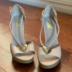 Moschino cream sandals